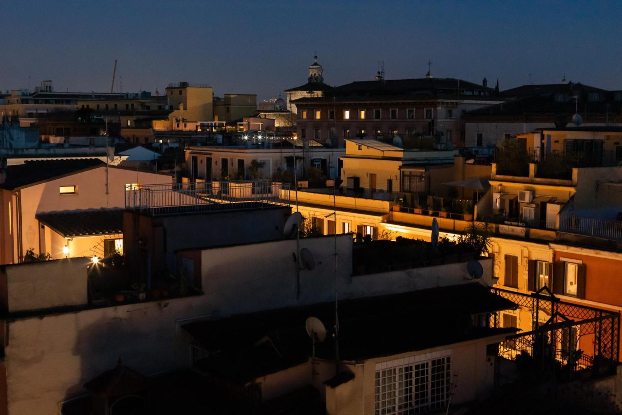 Apartamento Penthouse In Exclusive Borgo Pio District Roma Exterior foto